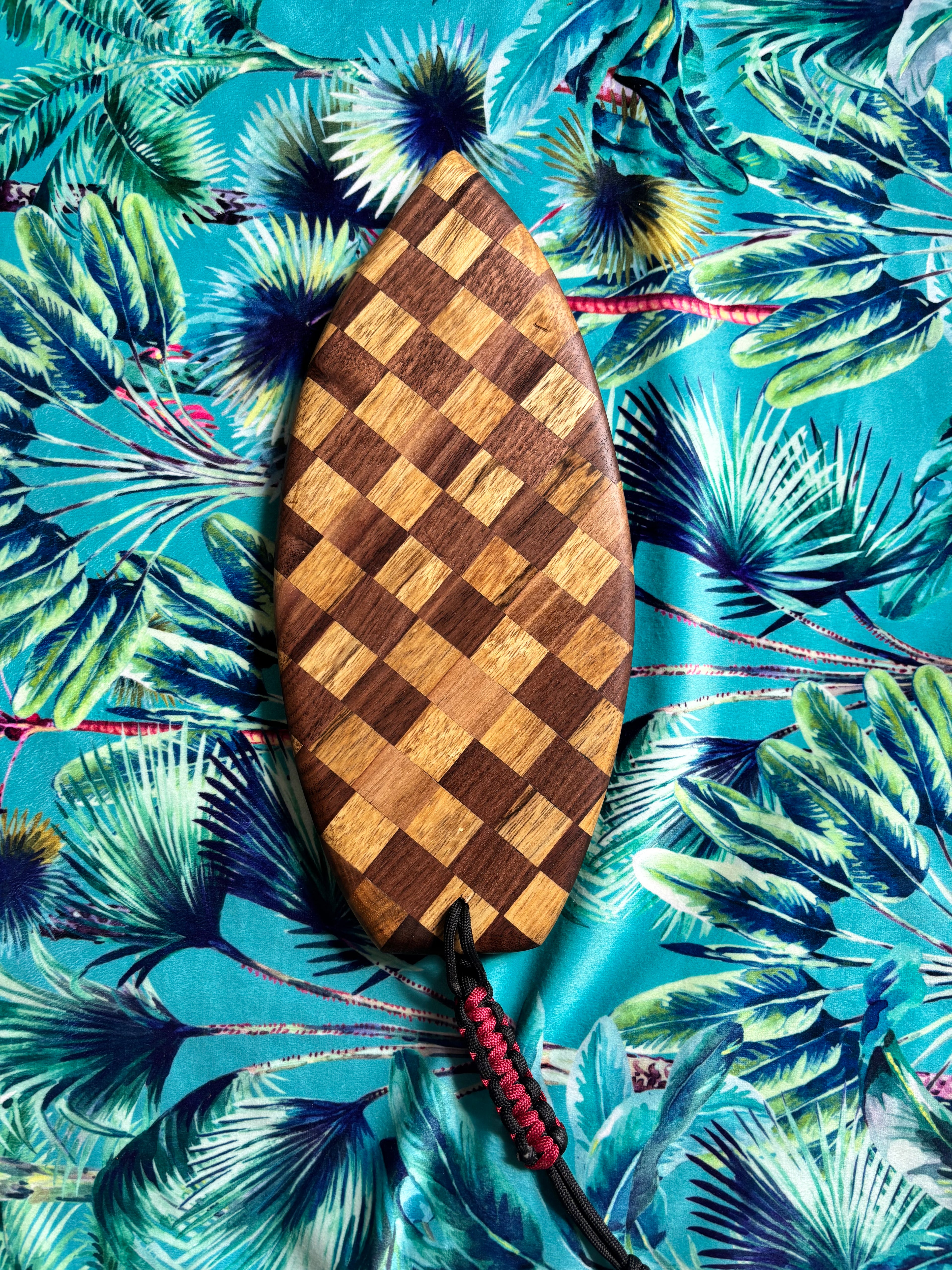 🐟 Chequered Fish Board — Ash & American Walnut