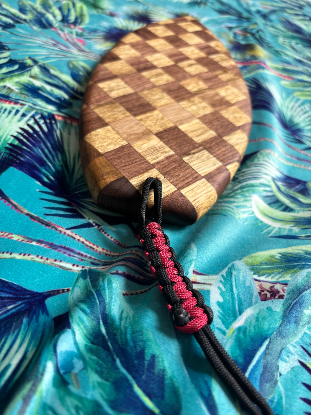 🐟 Chequered Fish Board — Ash & American Walnut