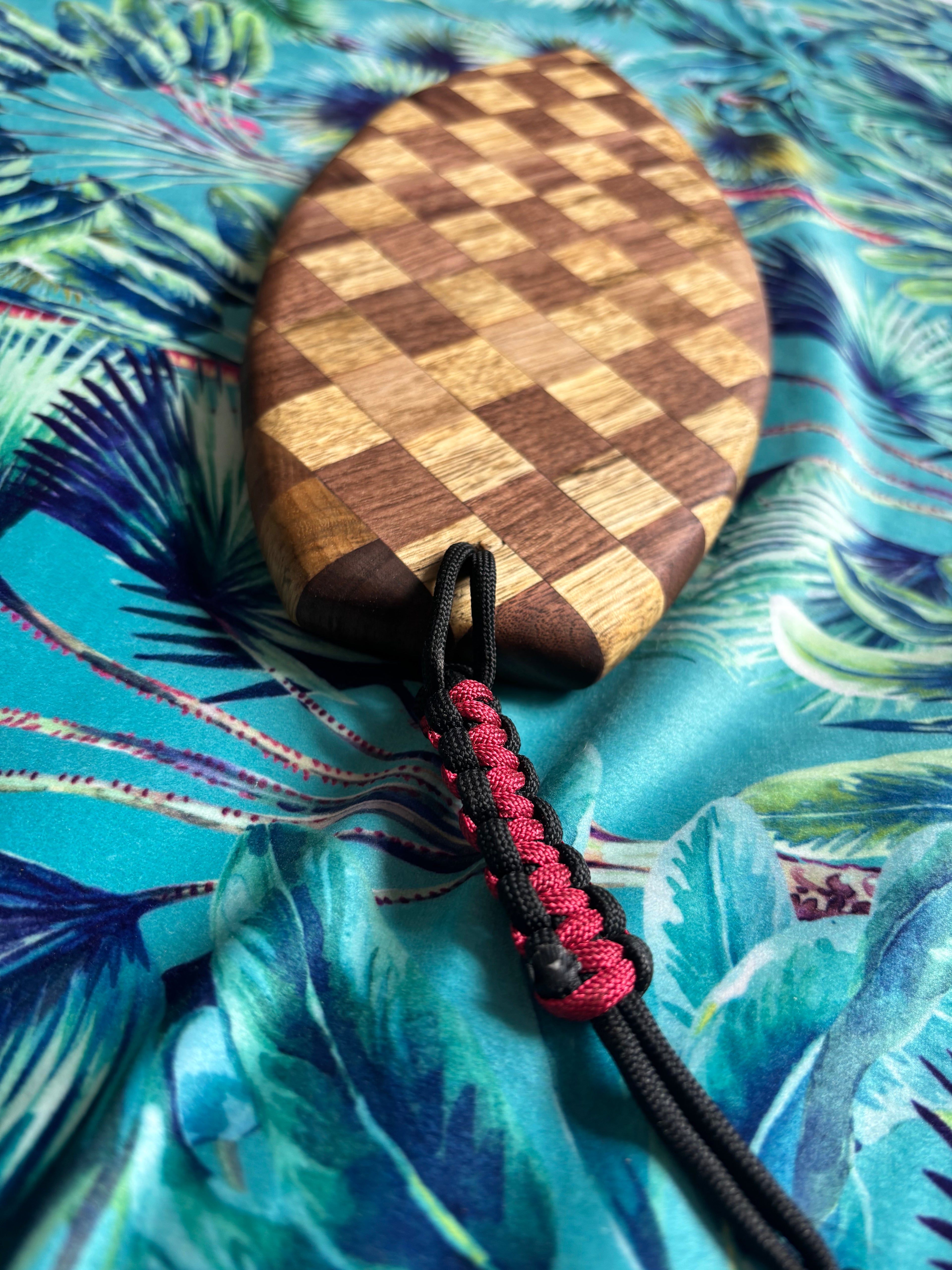 🐟 Chequered Fish Board — Ash & American Walnut